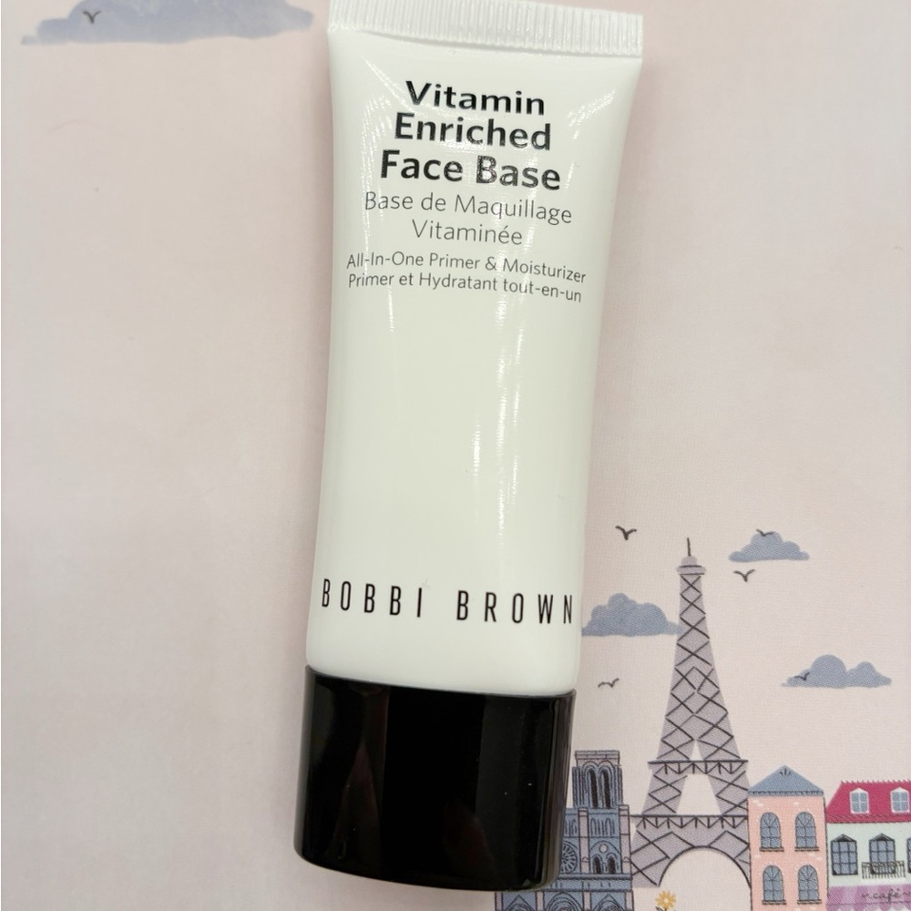 Bobbi Brown Vitamin Enriched Face Base